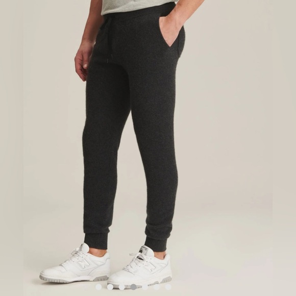 Naadam Off-Duty Cashmere Jogger - Picture 1 of 6